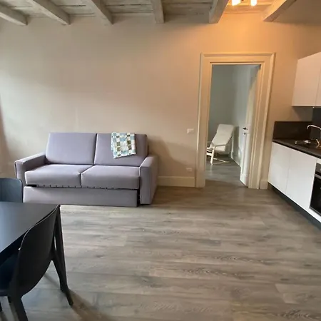 Stella Apartment *
